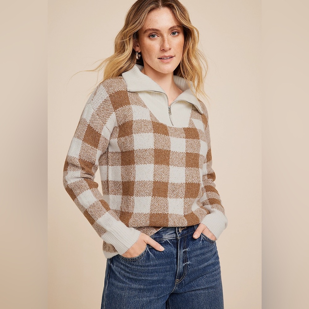 Plaid Half-Zip Pullover Sweater in Cream and Brown